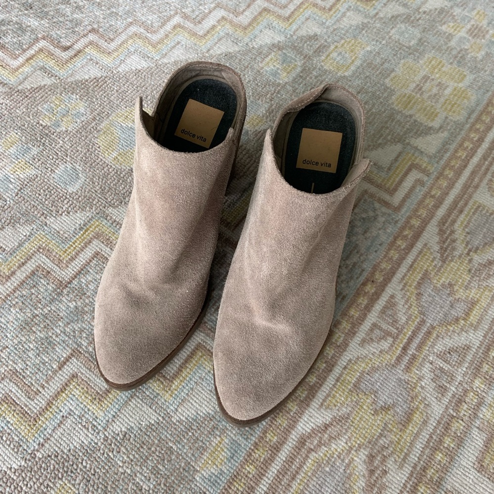 Dolce Vita Mules - Picture 2 of 6